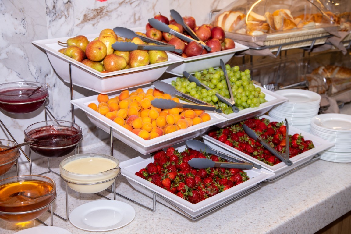 Фестиваль «Клубничный мохито» в Alean Club Majestic: яркие эмоции и вкус лета